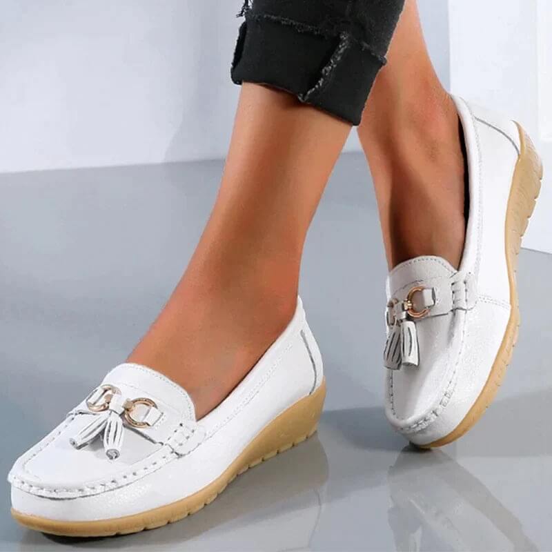 Anja - Classic Leather Loafers