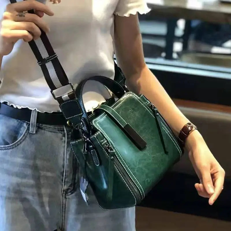 Cathy - Leather Crossbody Bag