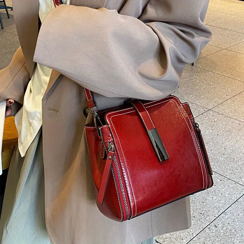 Cathy - Leather Crossbody Bag