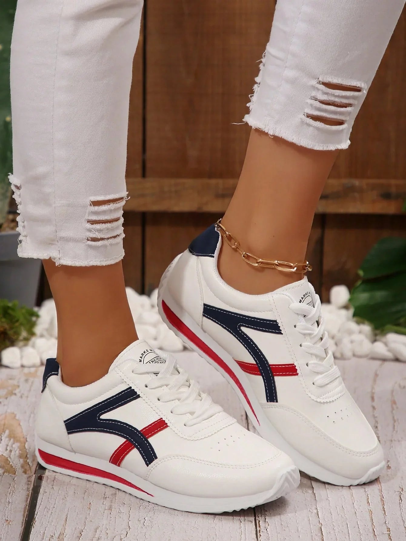 Brielle - Lightweight Casual Sneakers