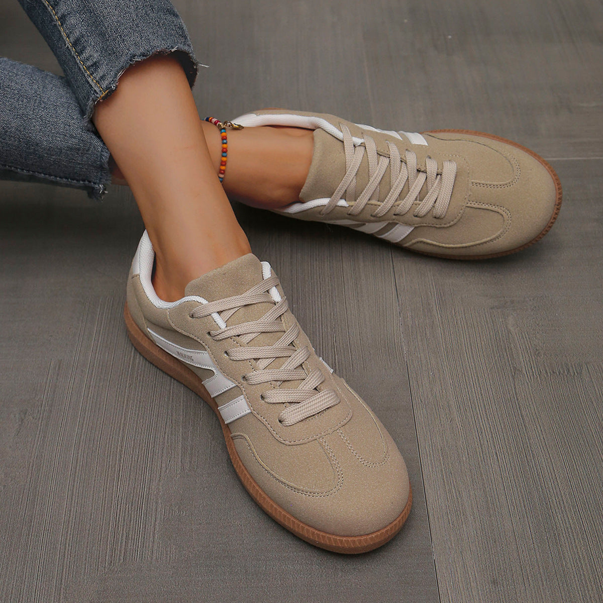 Velia | Orthopaedic Trainers