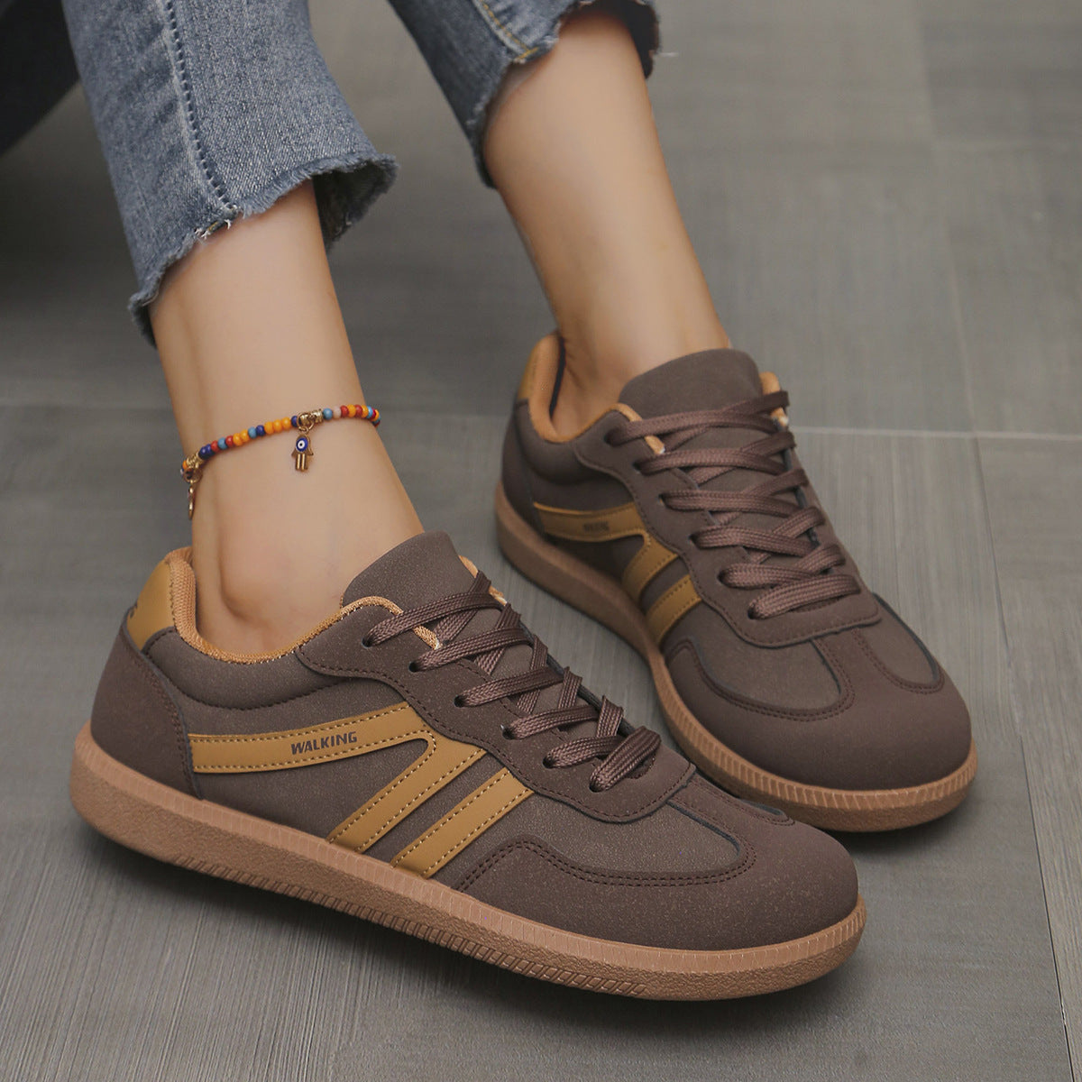 Velia | Orthopaedic Trainers
