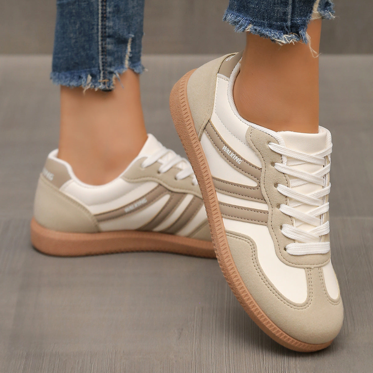 Velia | Orthopaedic Trainers