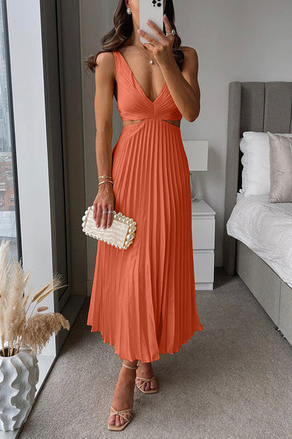 Caroline - Elegant V-Neck Pleated Skirt Dress for Women
