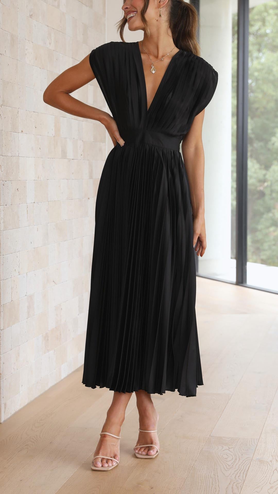 Stella - Pleated Maxi Dress