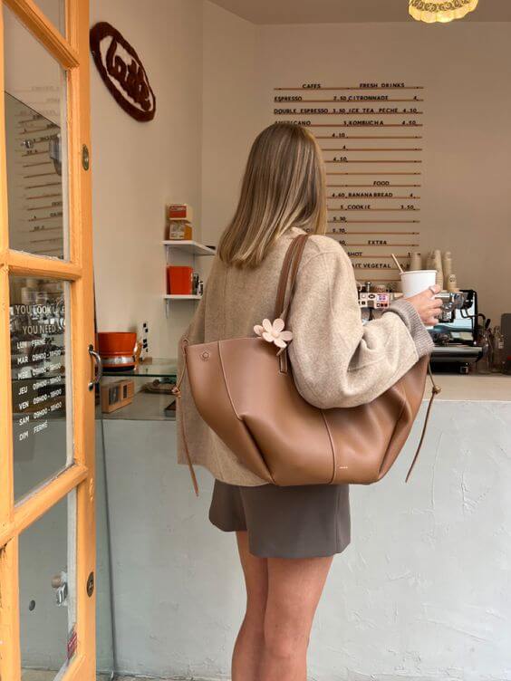 Caroline - Cabas structuré oversize en cuir