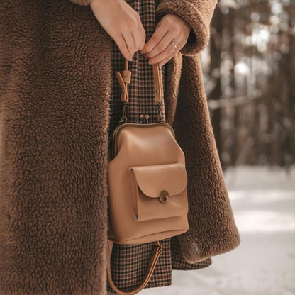 Sac à main structuré Diana en cuir végétalien
