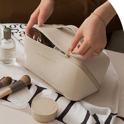 Ellie - Travel Makeup Organizer